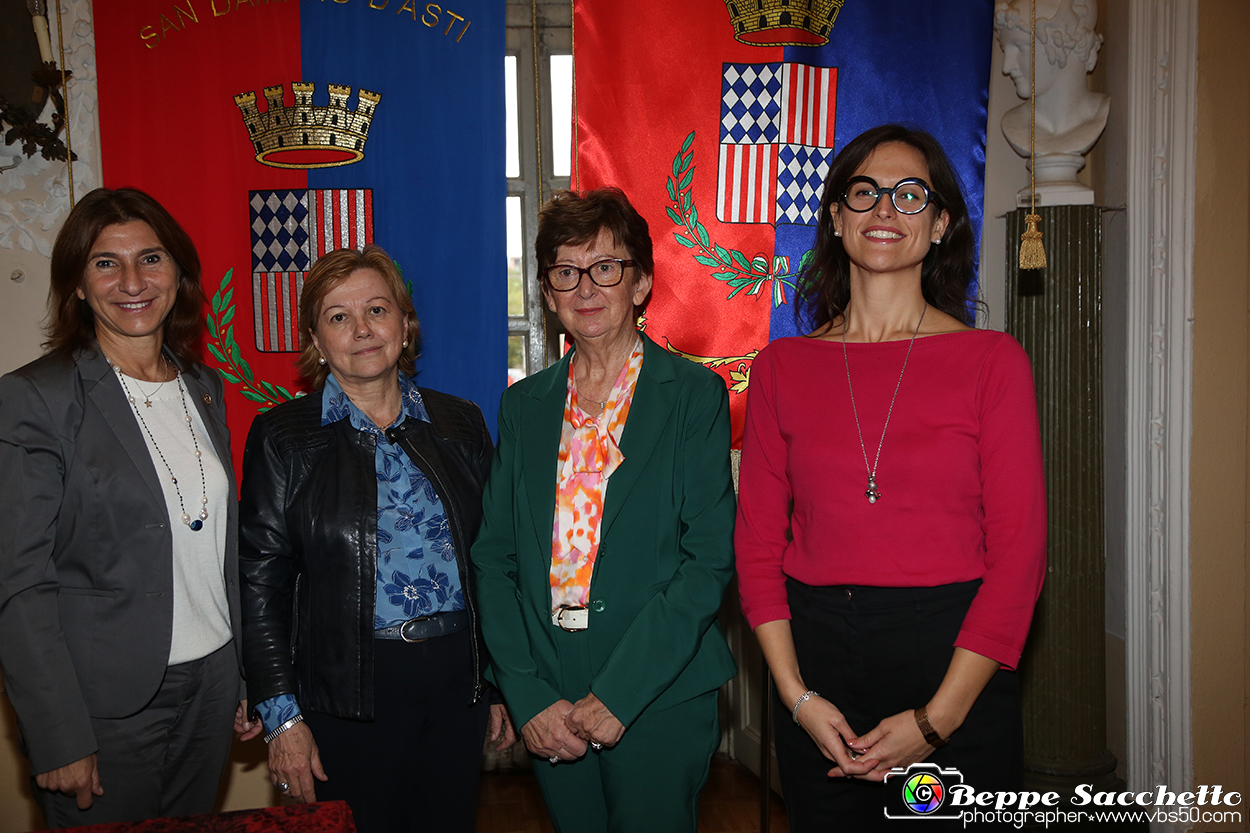 VBS_3158 - Incontro 'Prevenzione Tumore al Seno'.jpg